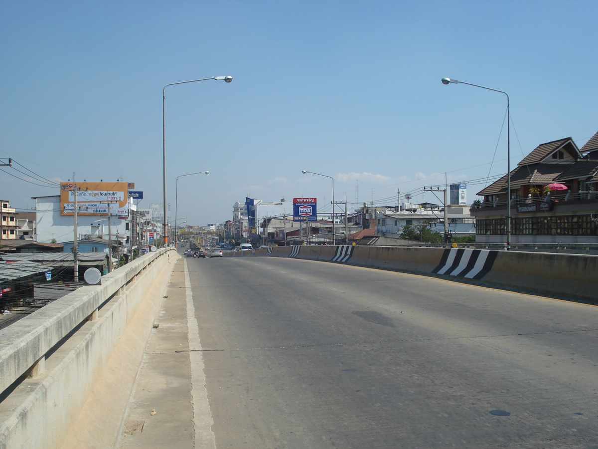 Picture Thailand Phitsanulok Mittraparp Road 2008-01 35 - City Sights Mittraparp Road