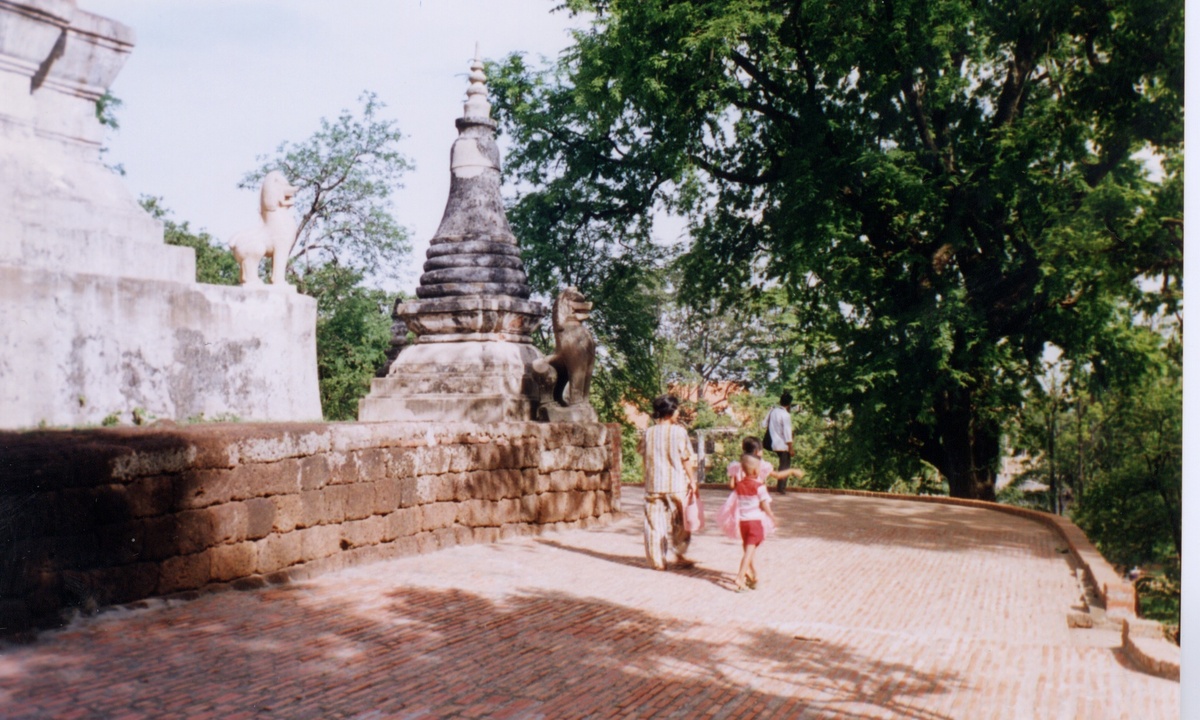 Picture Cambodia Phnom Pen 1996-06 14 - Winter Phnom Pen