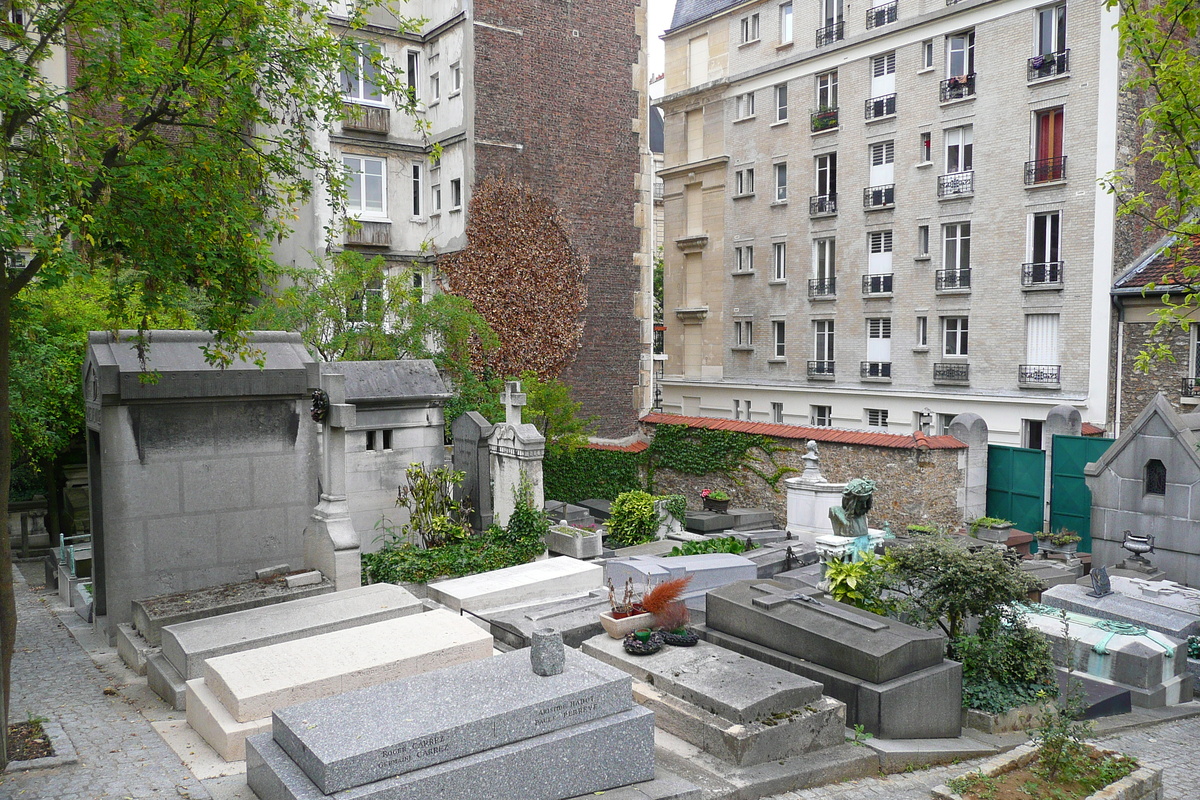 Picture France Paris St. Vincent Cemetery 2007-06 19 - Accomodation St. Vincent Cemetery