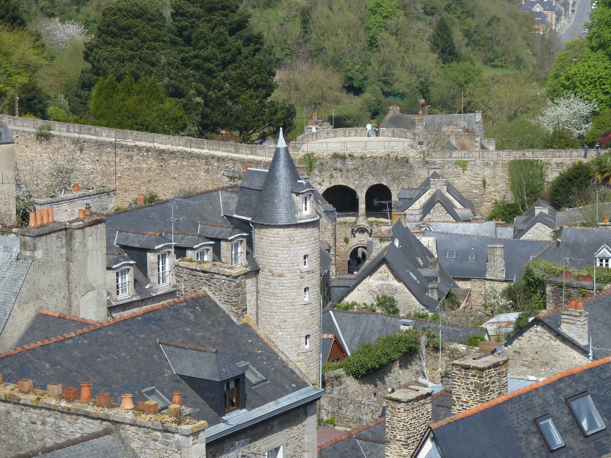 Picture France Dinan Dinan clock tower 2010-04 38 - Monuments Dinan clock tower