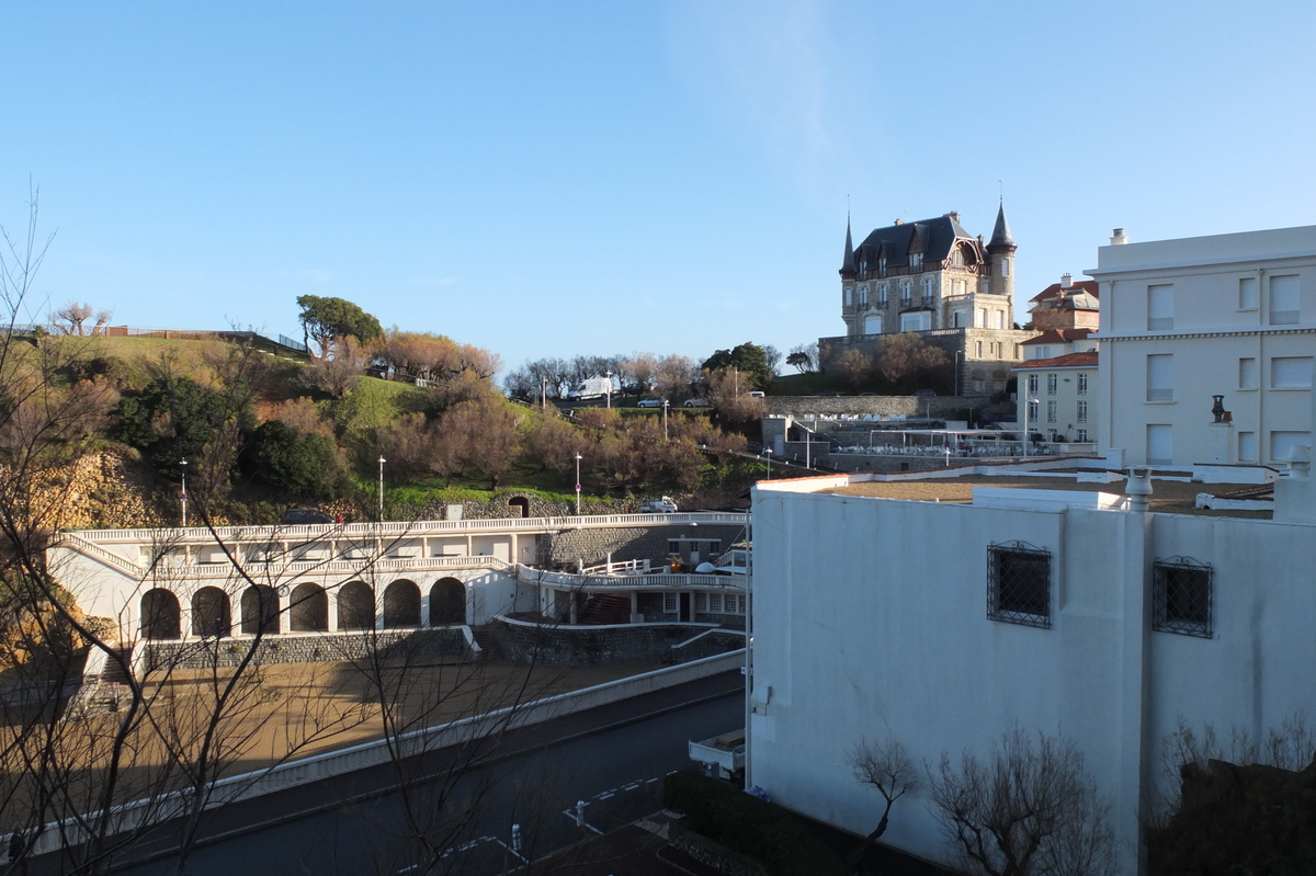 Picture France Biarritz 2013-01 32 - Saving Biarritz