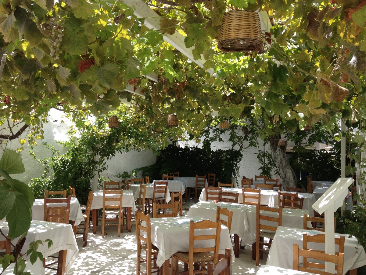 Picture Greece Naxos 2014-07 83 - Restaurant Naxos