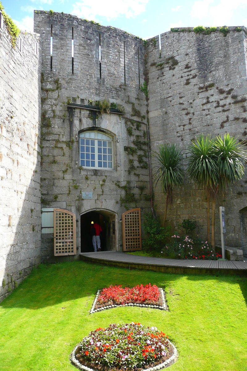 Picture France Concarneau 2008-07 10 - Lands Concarneau