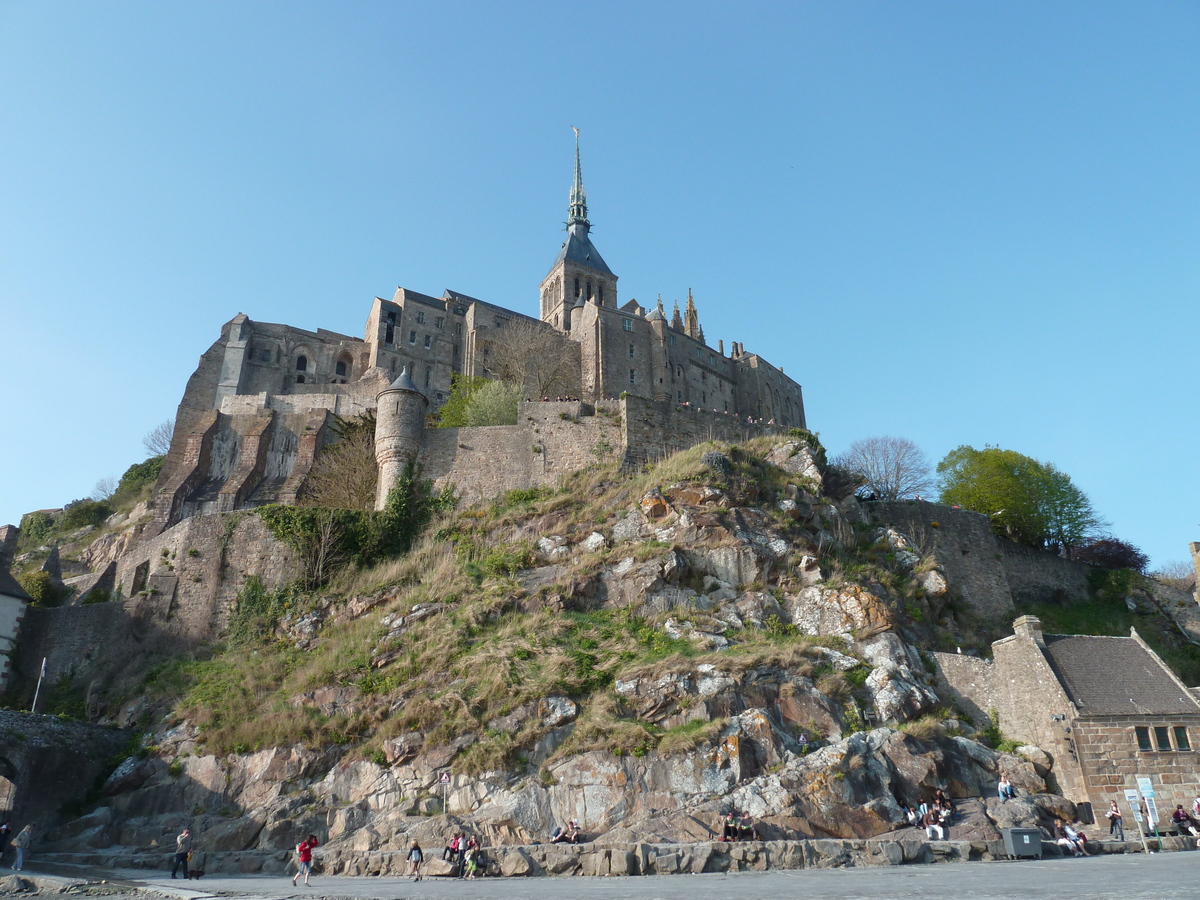 Picture France Mont St Michel 2010-04 24 - Waterfalls Mont St Michel