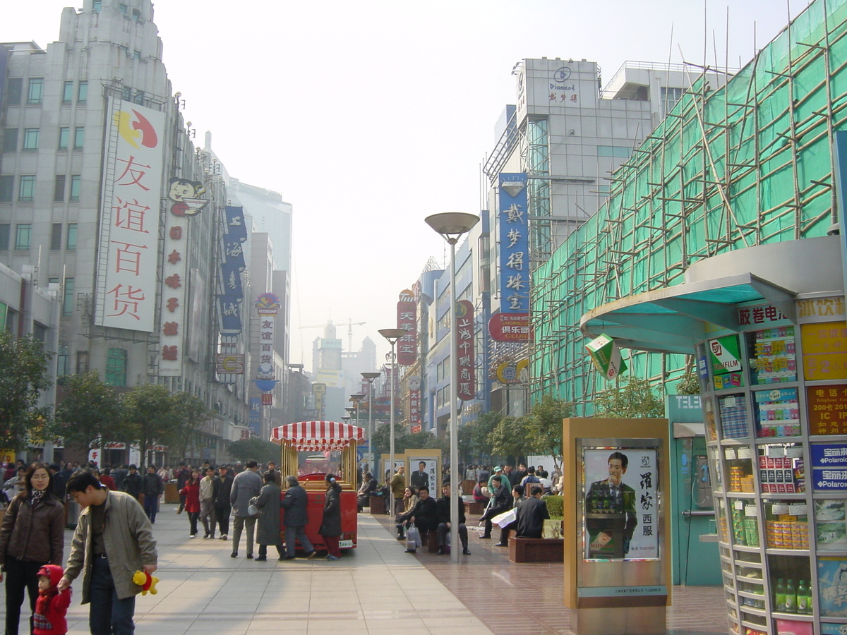 Picture China Shanghai 2002-01 177 - Shopping Shanghai