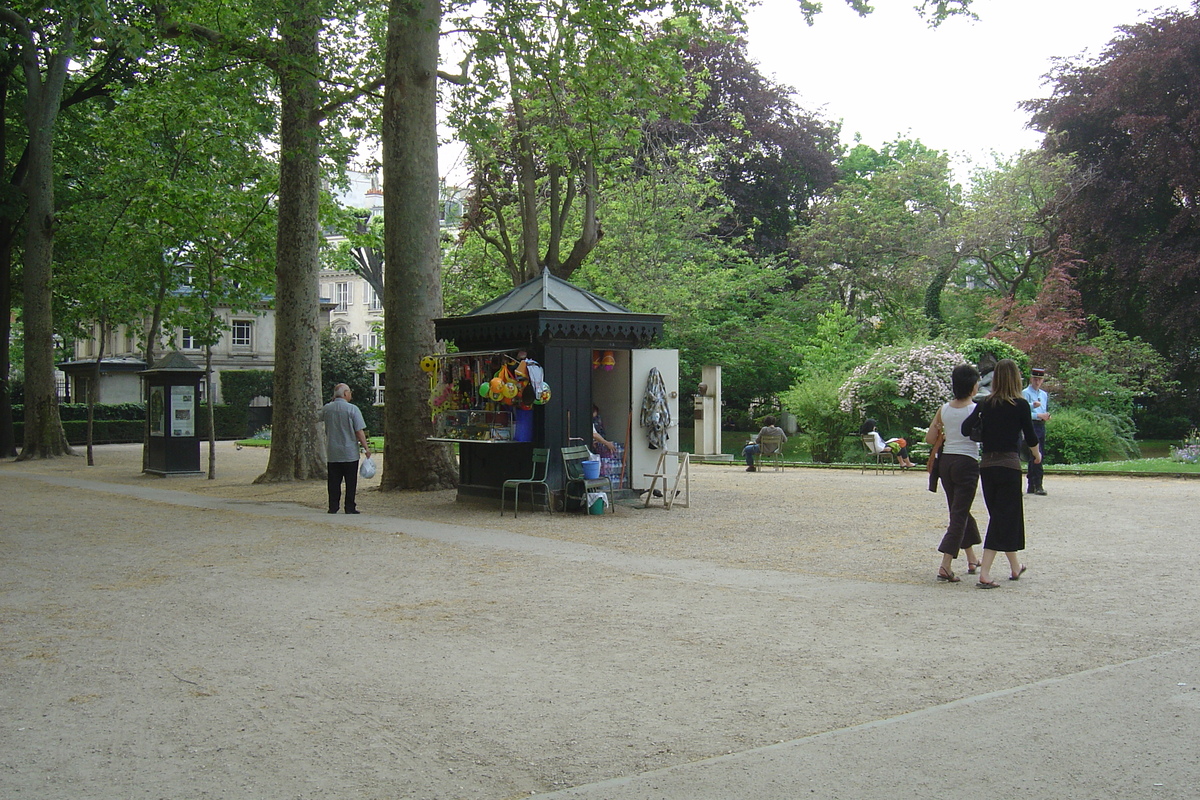 Picture France Paris Luxembourg Garden 2007-04 58 - Sauna Luxembourg Garden