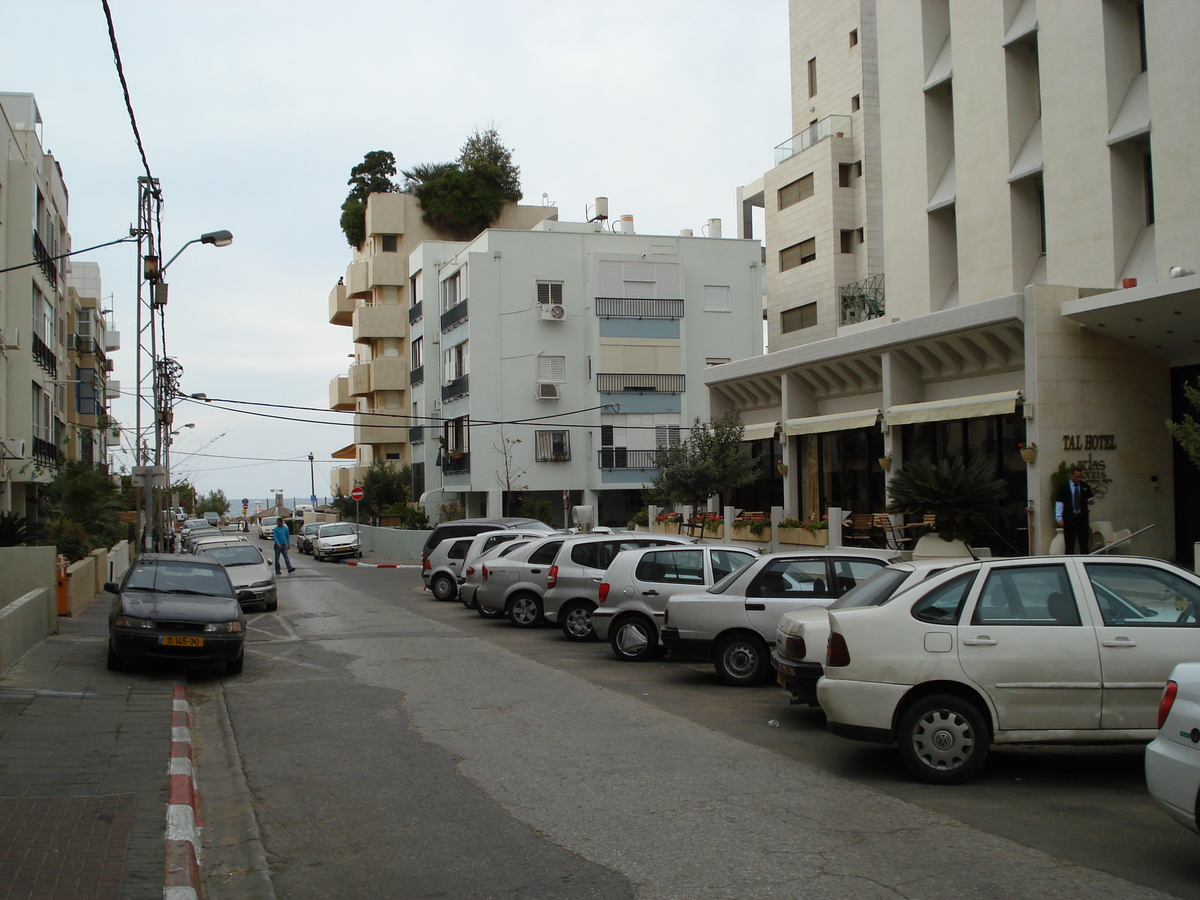 Picture Israel Tel Aviv Tel Aviv Sea Shore 2006-12 171 - City View Tel Aviv Sea Shore