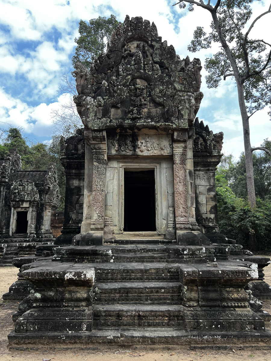 Picture Cambodia Siem Reap Thommanon 2023-01 9 - To see Thommanon