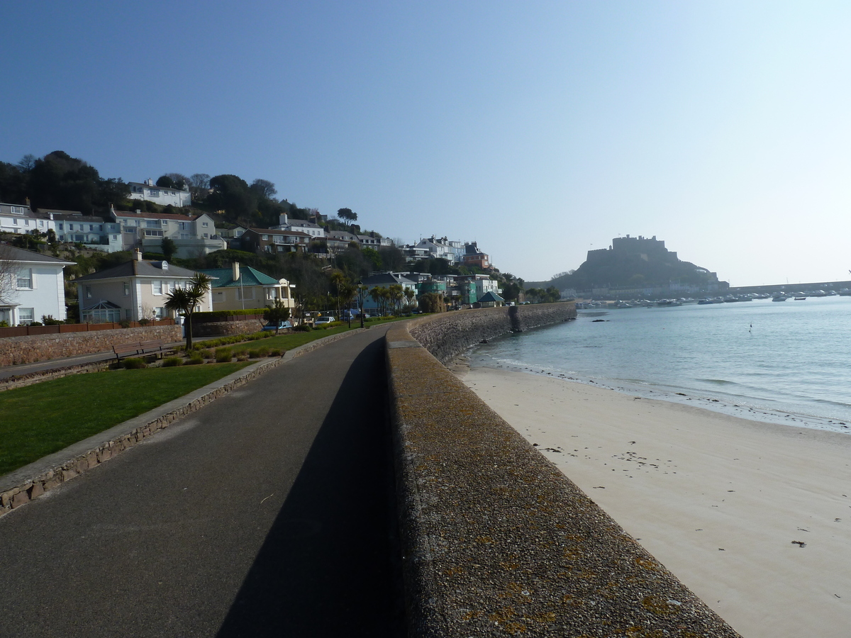 Picture Jersey Jersey Gorey 2010-04 22 - Streets Gorey