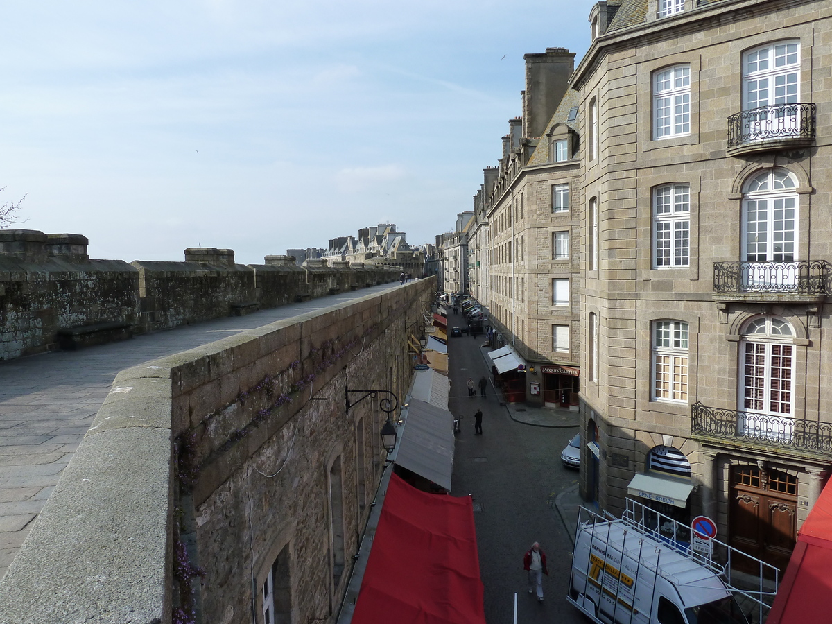 Picture France St Malo 2010-04 34 - Shopping St Malo