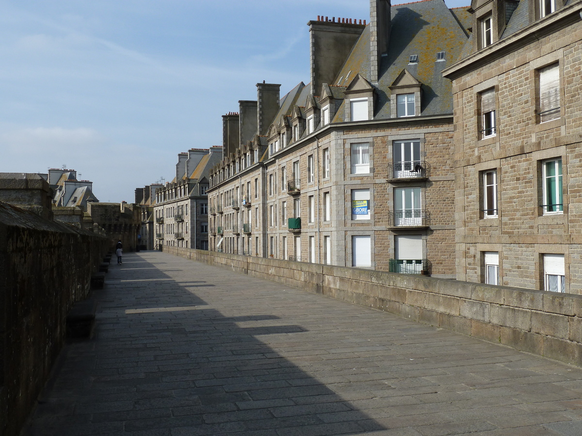 Picture France St Malo 2010-04 149 - Accomodation St Malo