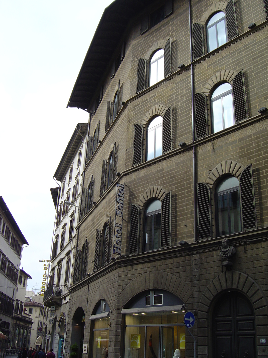 Picture Italy Florence 2004-03 13 - Monument Florence