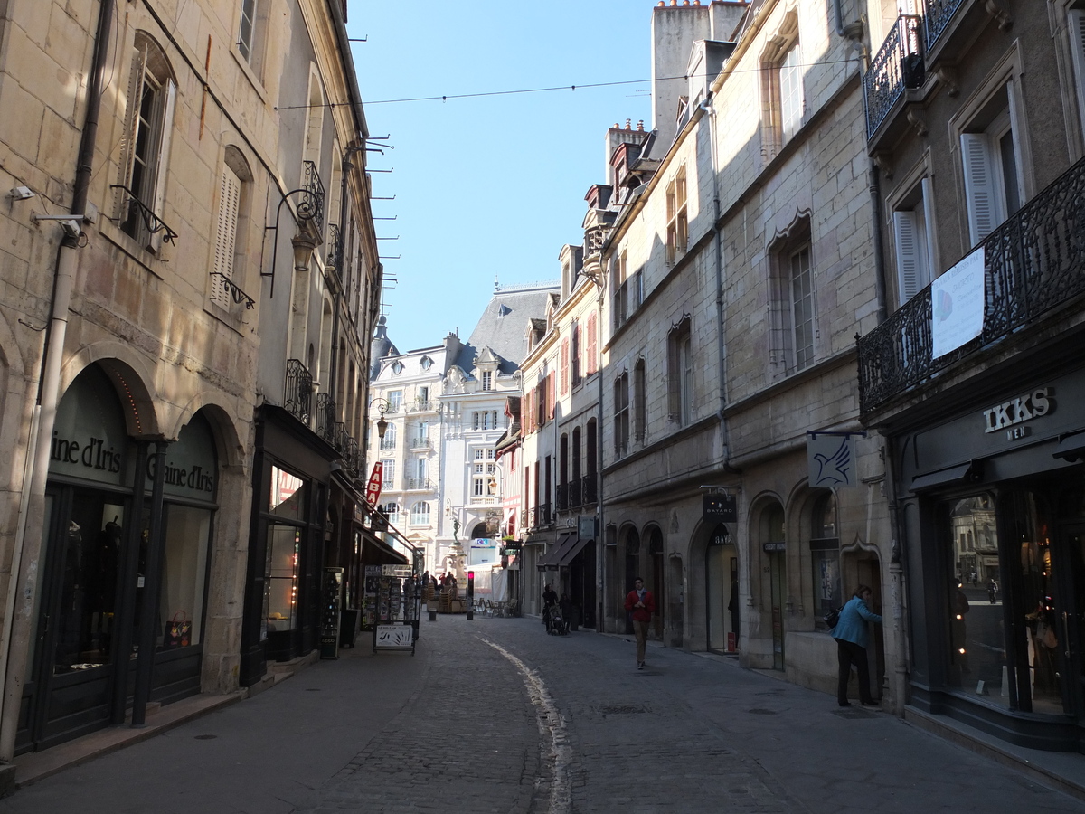 Picture France Dijon 2012-02 89 - Streets Dijon