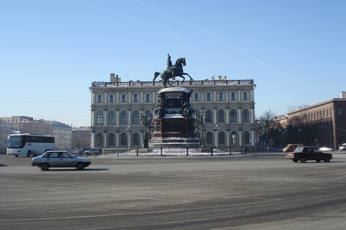 Picture Russia St Petersburg Isaackievskaya place 2006-03 17 - Night Isaackievskaya place