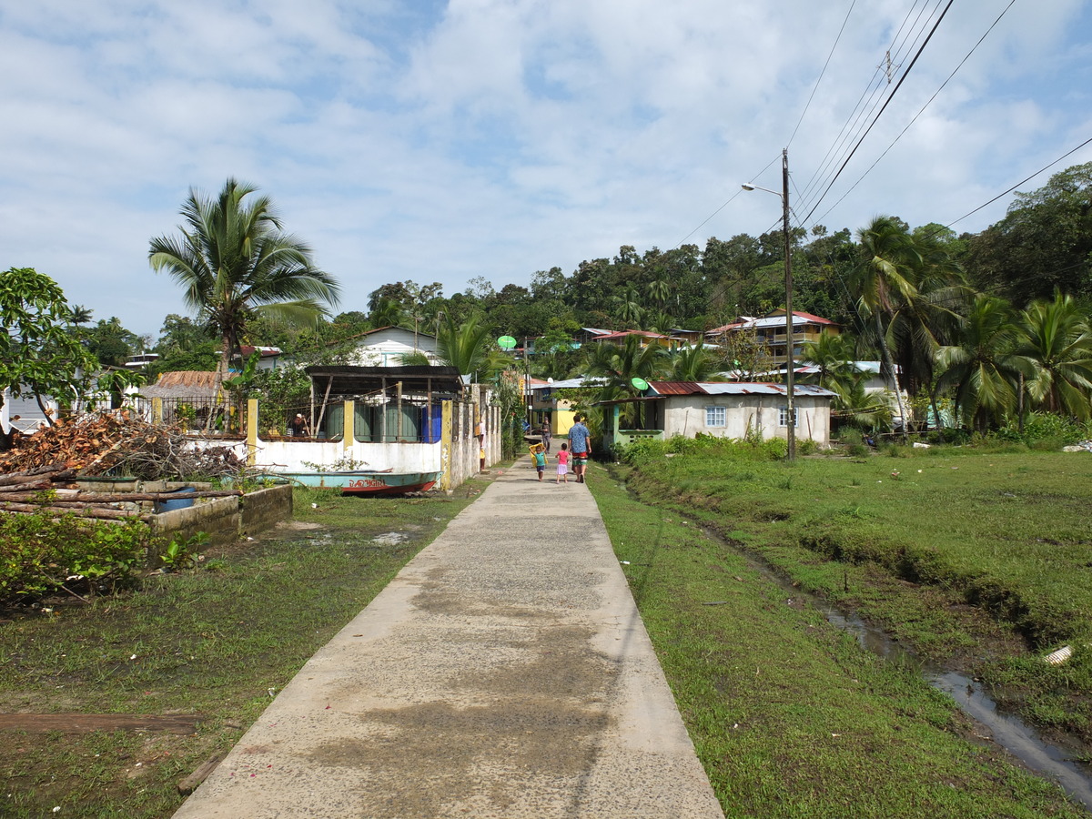 Picture Panama Bastimentos 2015-03 28 - Waterfalls Bastimentos