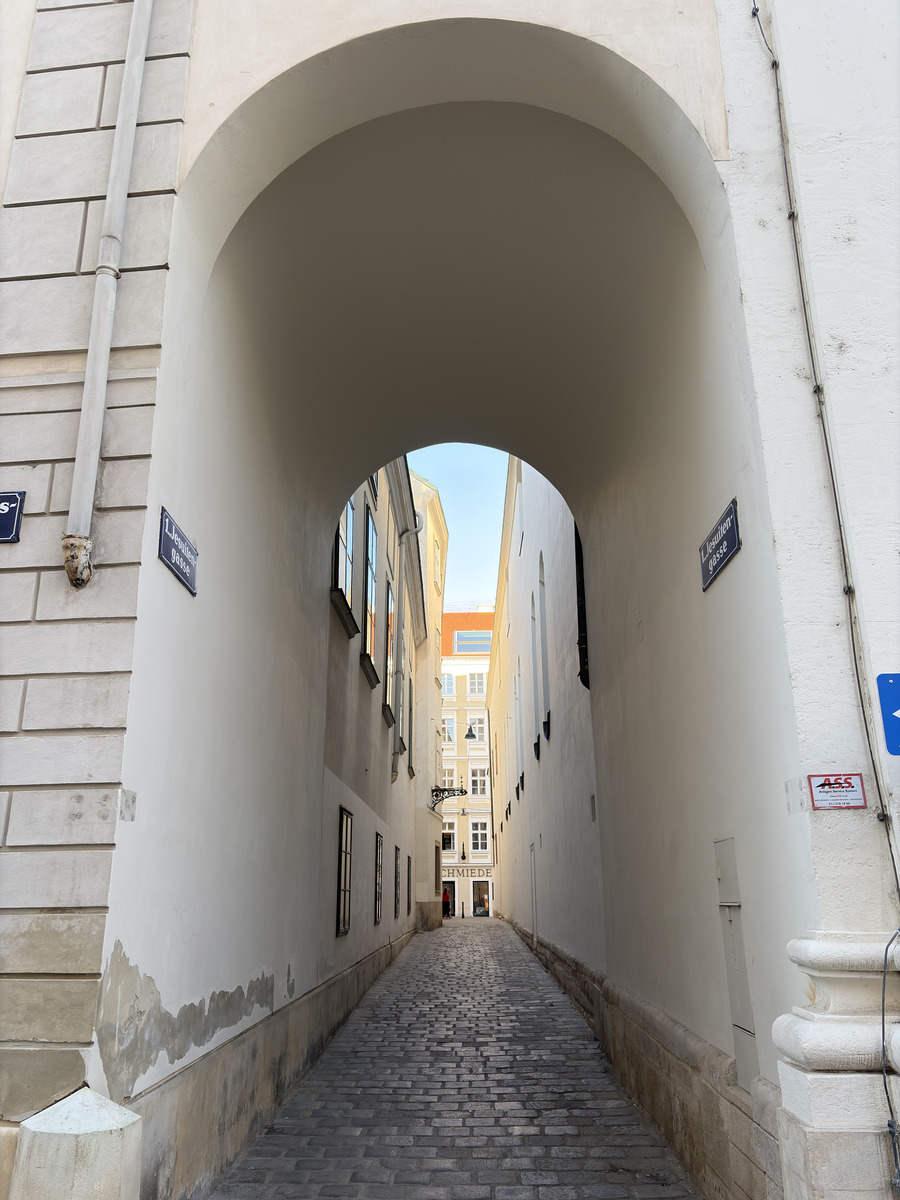 Picture Austria Vienna 2025-09 158 - Rooms Vienna