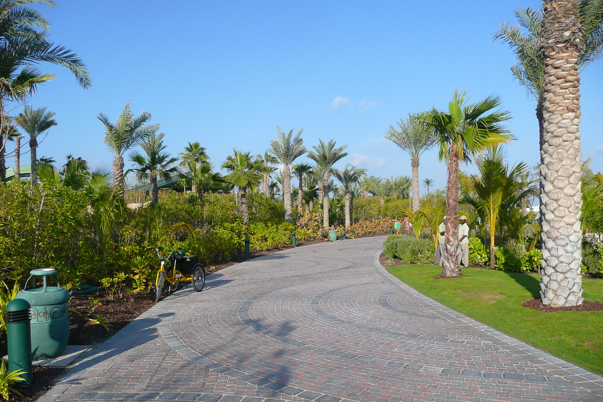 Picture United Arab Emirates Dubai Dubai Aquaventure 2009-01 44 - Streets Dubai Aquaventure