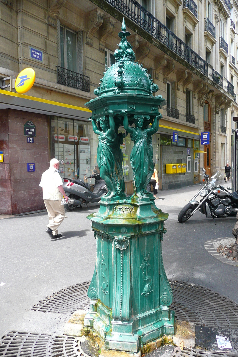 Picture France Paris Avenue Niel 2007-06 51 - Waterfalls Avenue Niel