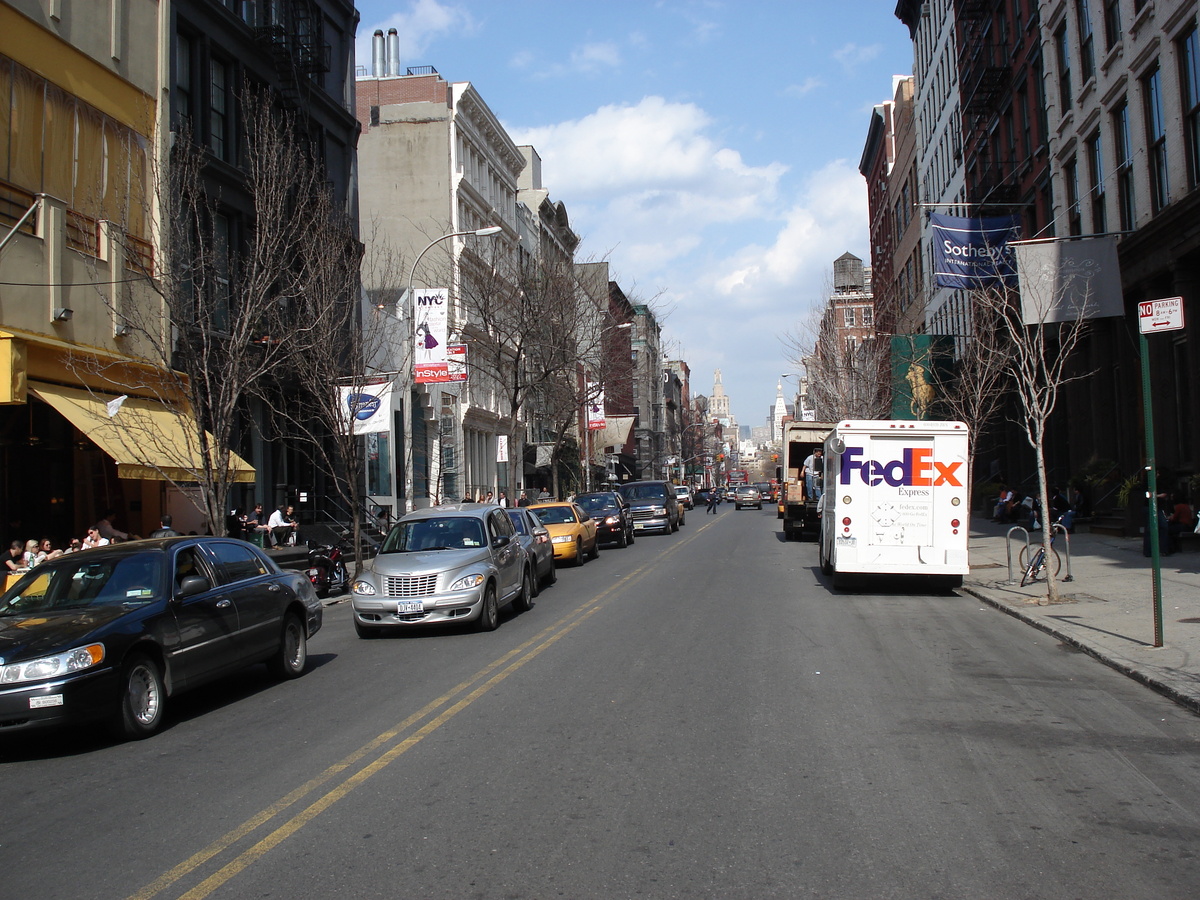 Picture United States New York Soho 2006-03 25 - Monuments Soho