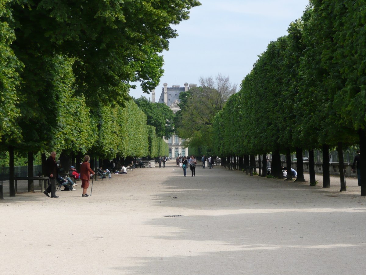 Picture France Paris Garden of Tuileries 2007-05 227 - City Sights Garden of Tuileries