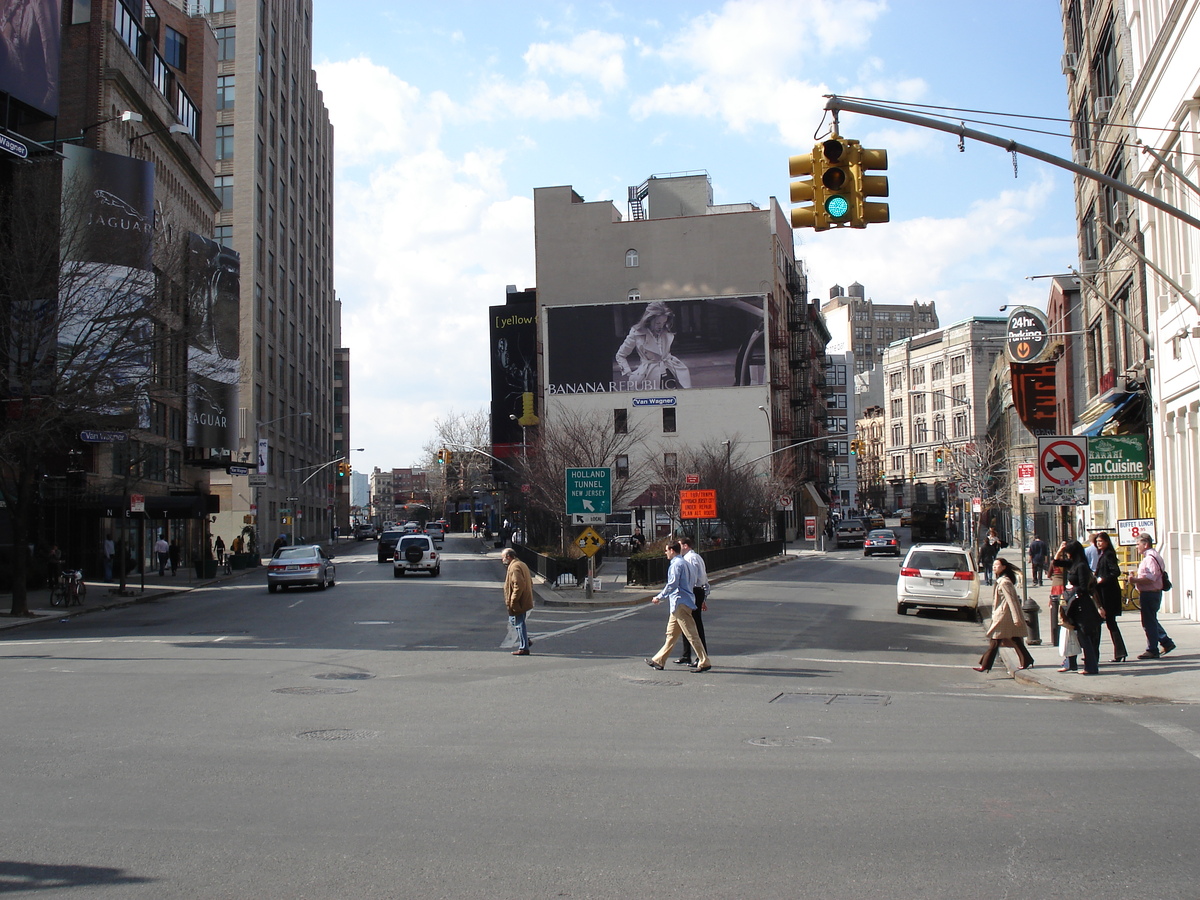 Picture United States New York Soho 2006-03 18 - Monument Soho