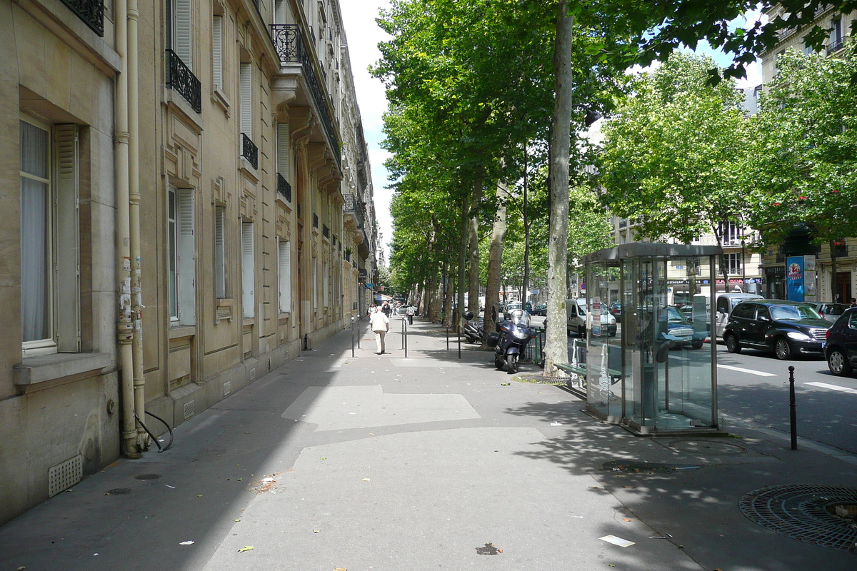 Picture France Paris Avenue Niel 2007-06 29 - Restaurants Avenue Niel