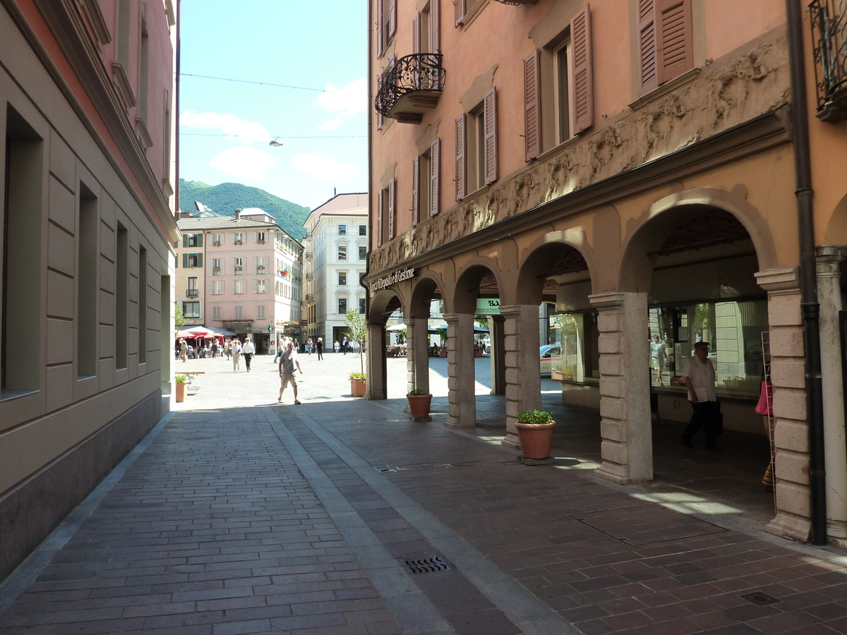 Picture Swiss Lugano 2009-06 9 - Street Lugano