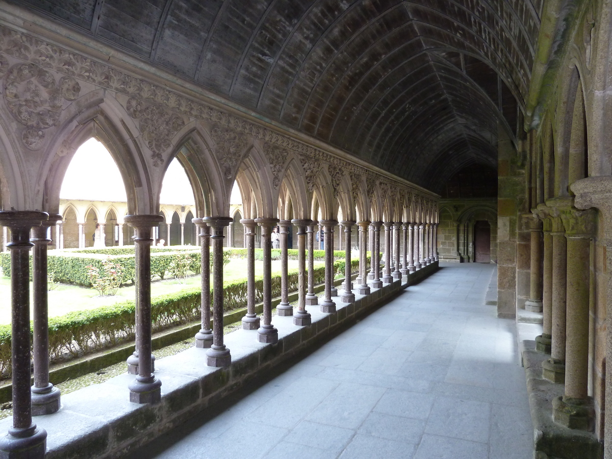 Picture France Mont St Michel Mont St Michel Abbey Cloister 2010-04 27 - Cost Mont St Michel Abbey Cloister