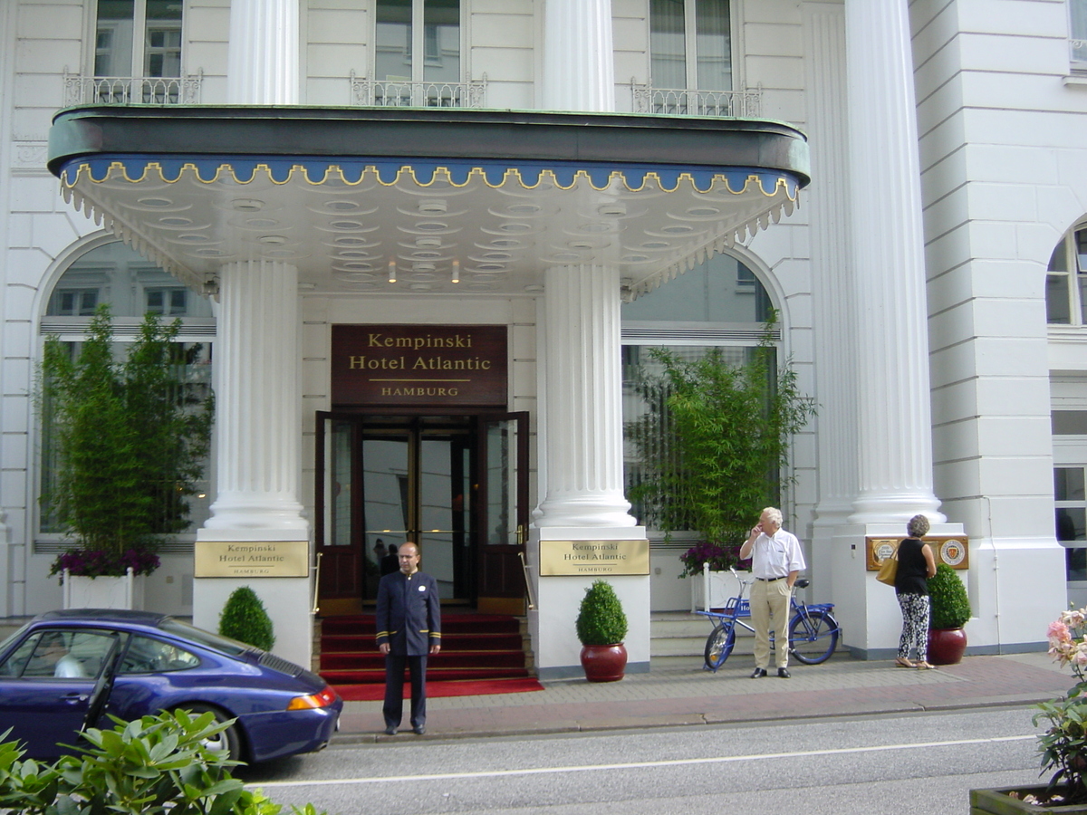 Picture Germany Hamburg Kempinski Hotel Atlantic 2001-08 37 - Monument Kempinski Hotel Atlantic