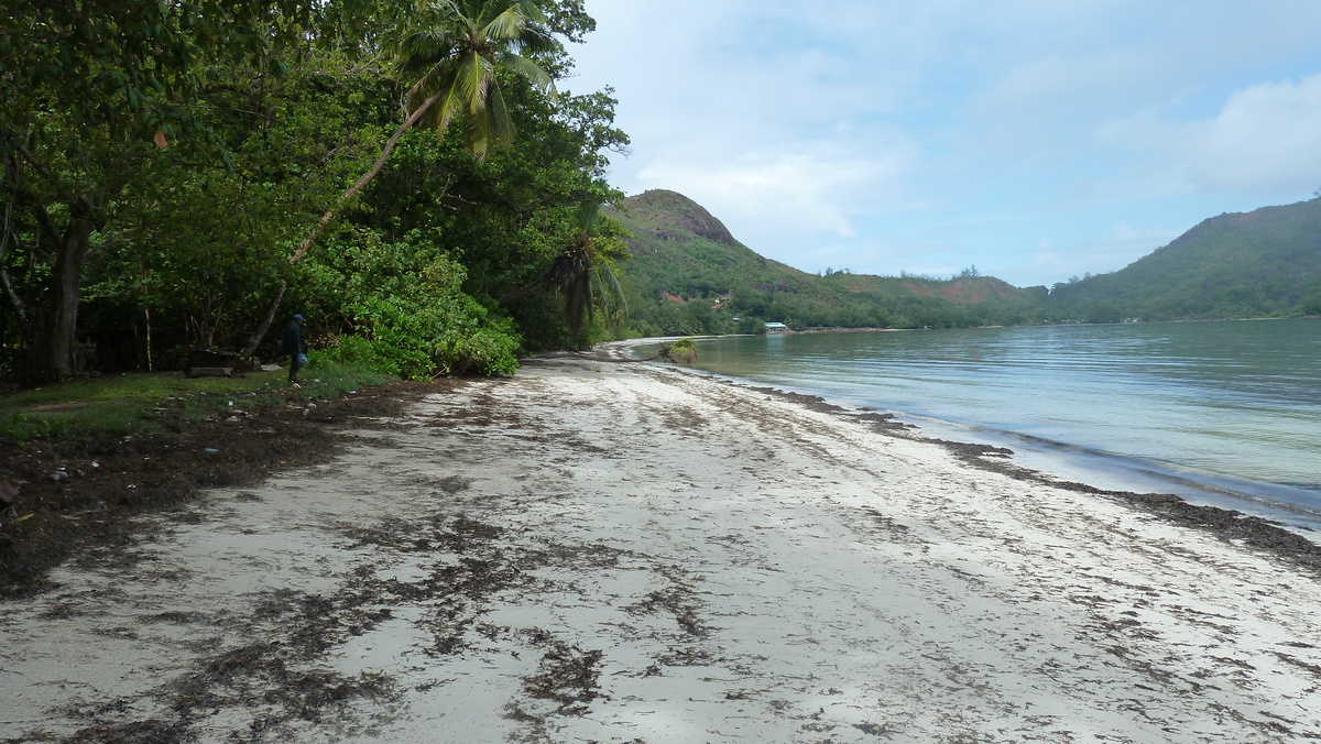 Picture Seychelles Praslin 2011-10 62 - Monument Praslin