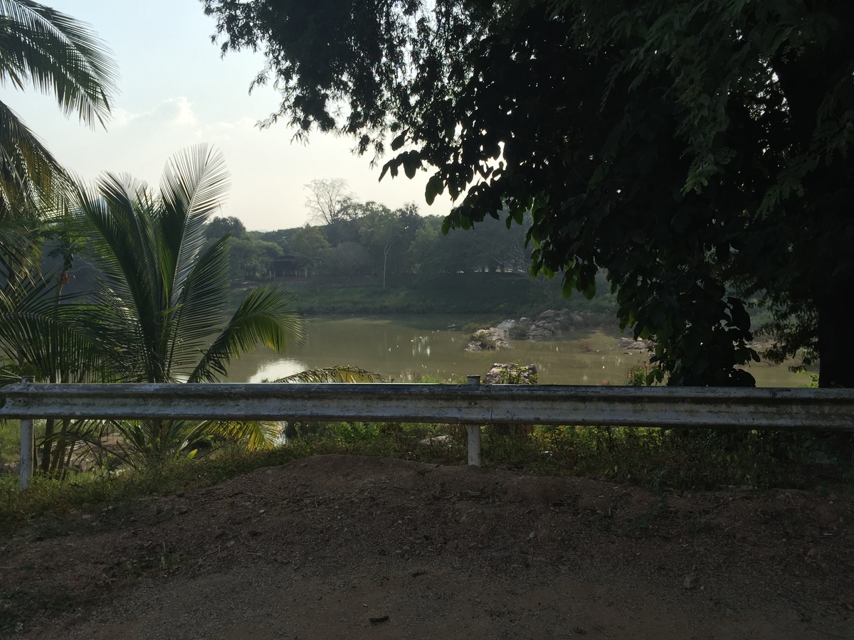 Picture Thailand Si satchanalai historical park 2014-12 152 - Lake Si satchanalai historical park