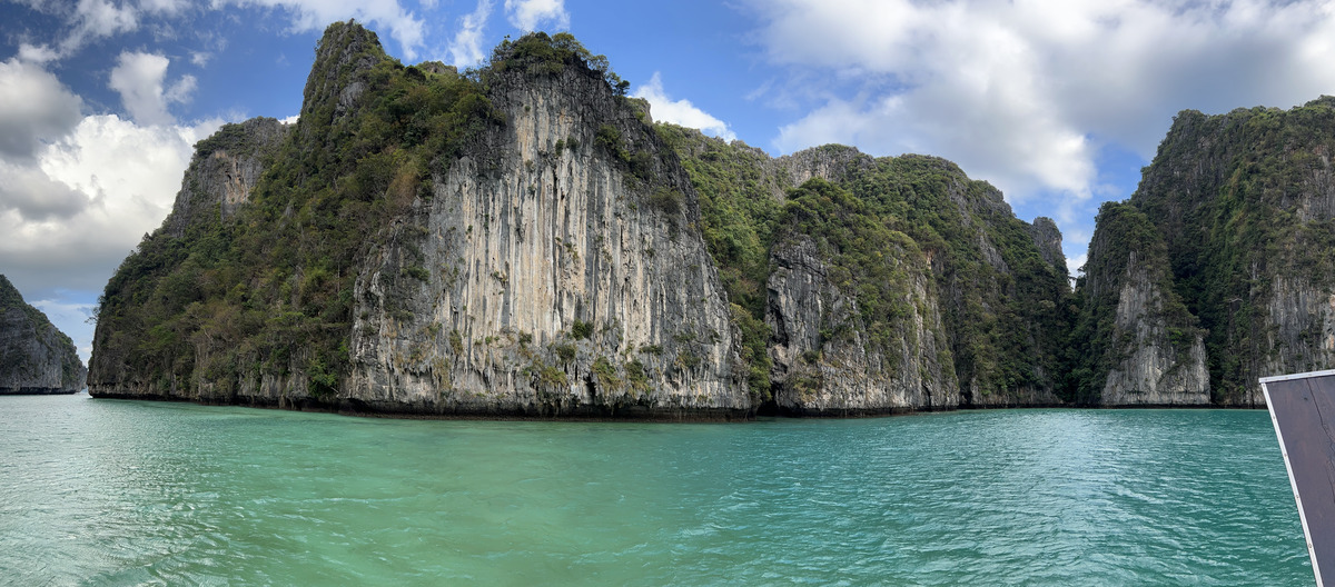 Picture Thailand Ko Phi Phi Ley 2021-12 26 - City Sight Ko Phi Phi Ley