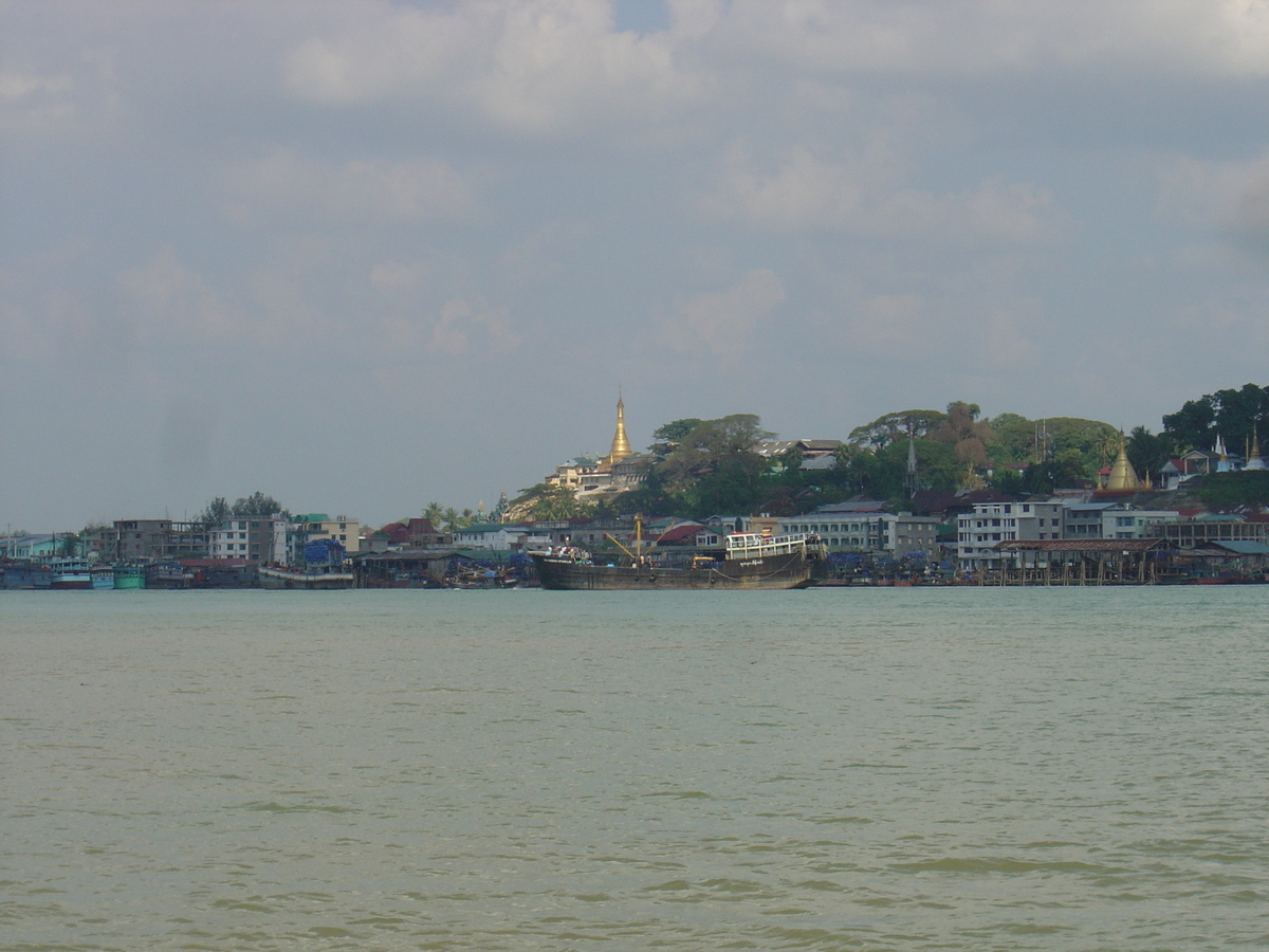 Picture Myanmar Myeik (Mergui) 2005-01 129 - Summer Myeik (Mergui)