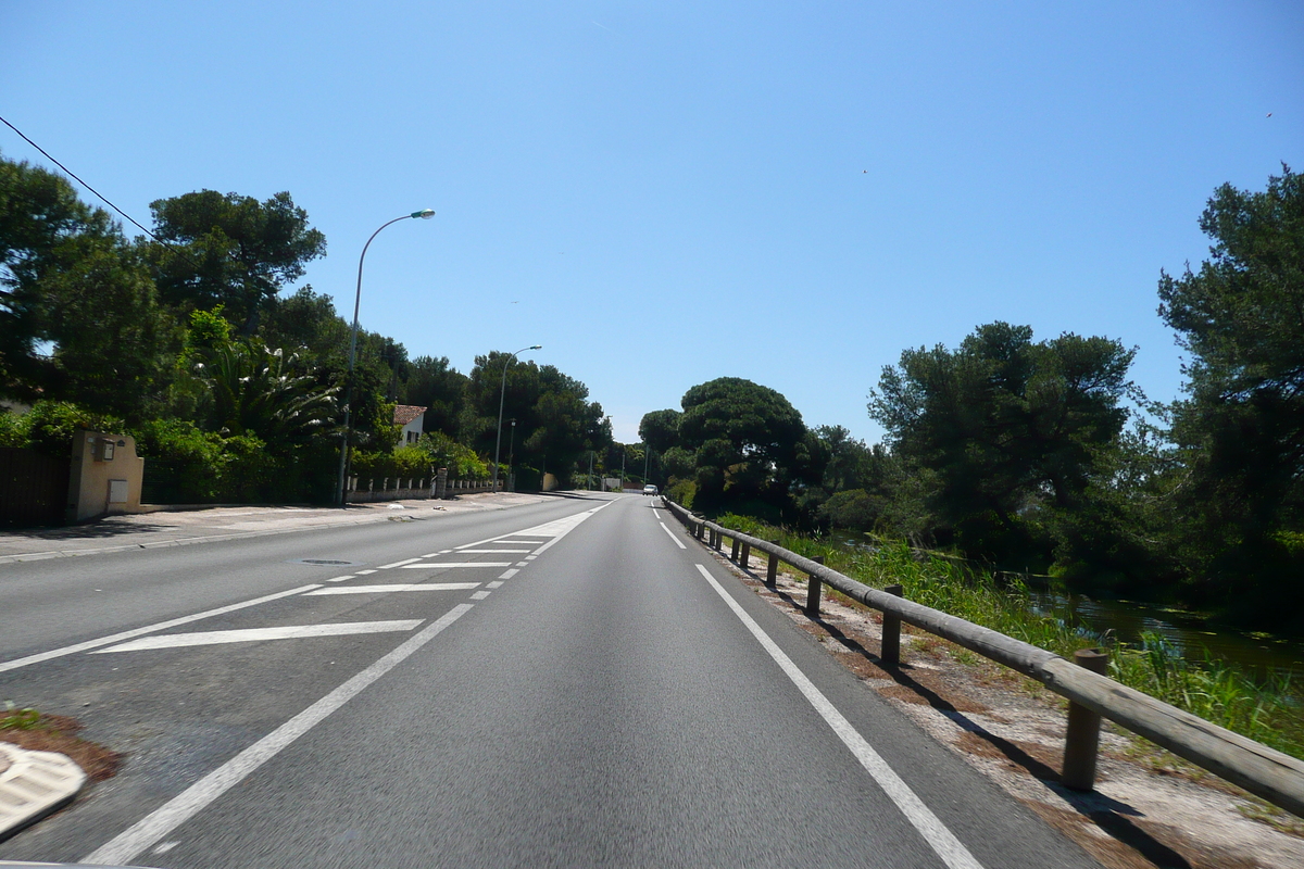 Picture France French Riviera Hyeres peninsula 2008-05 0 - Streets Hyeres peninsula