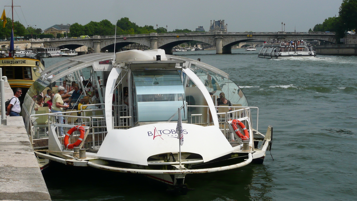 Picture France Paris Batobus Trip 2007-06 57 - Restaurant Batobus Trip