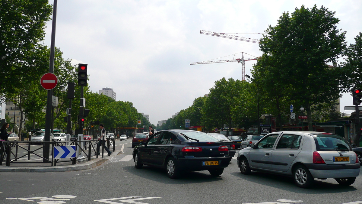 Picture France Paris Around Paris north 2007-06 80 - Street Around Paris north