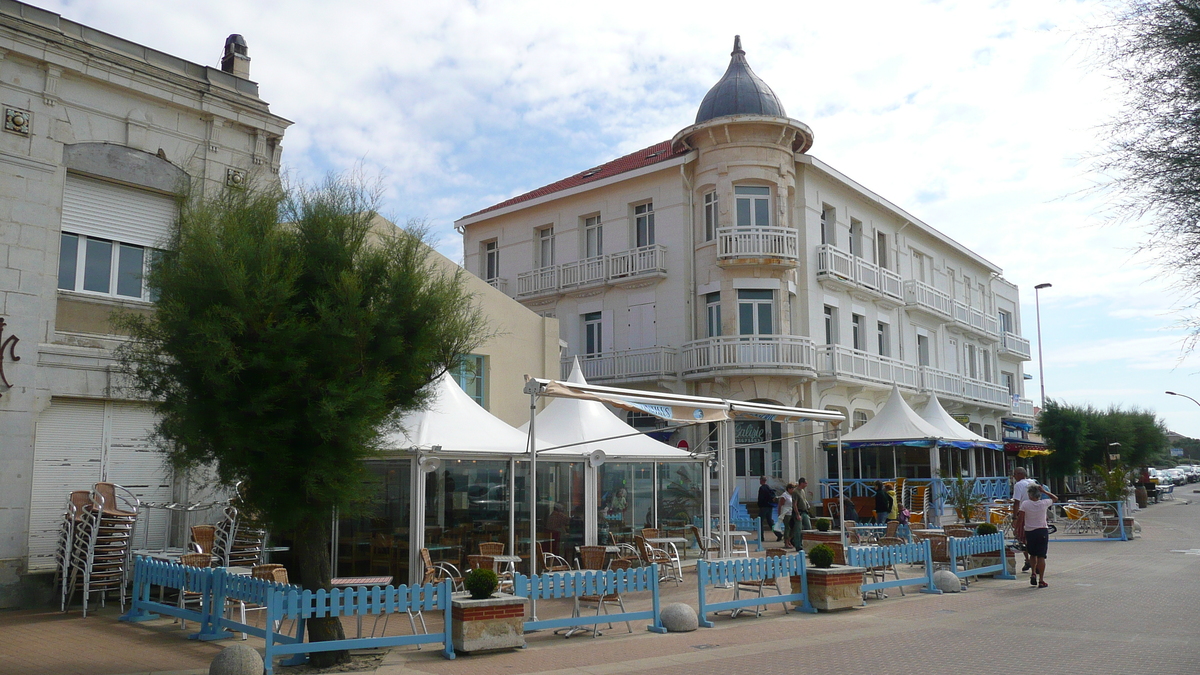 Picture France Soulac sur mer 2007-08 16 - Restaurant Soulac sur mer