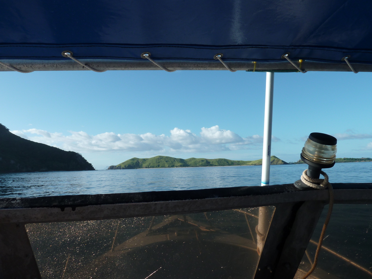 Picture Fiji Amunuca Island to Castaway Island 2010-05 23 - Hot Season Amunuca Island to Castaway Island