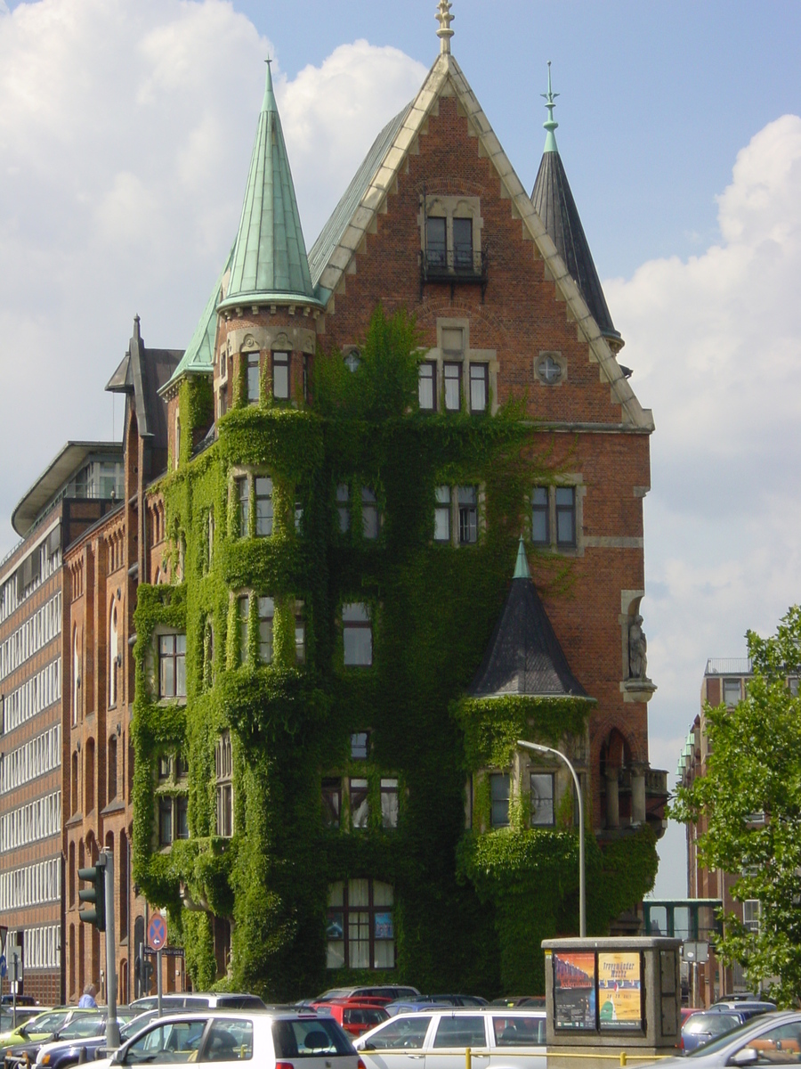 Picture Germany Hamburg 2001-08 28 - Shopping Hamburg