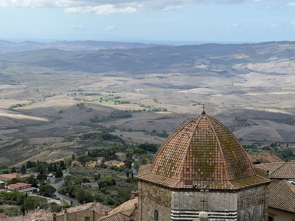 Picture Italy Volterra Palazzo dei Priori 2021-09 93 - City View Palazzo dei Priori