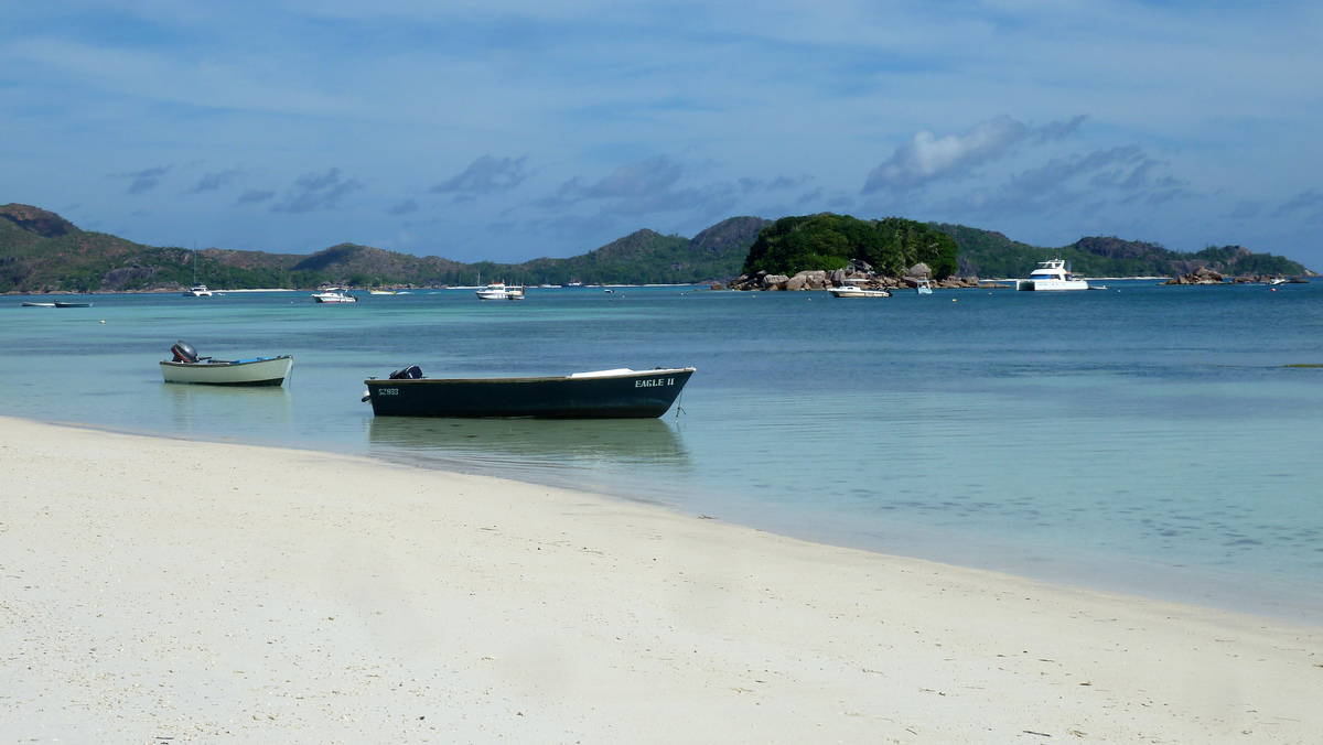 Picture Seychelles Praslin 2011-10 60 - City Sight Praslin