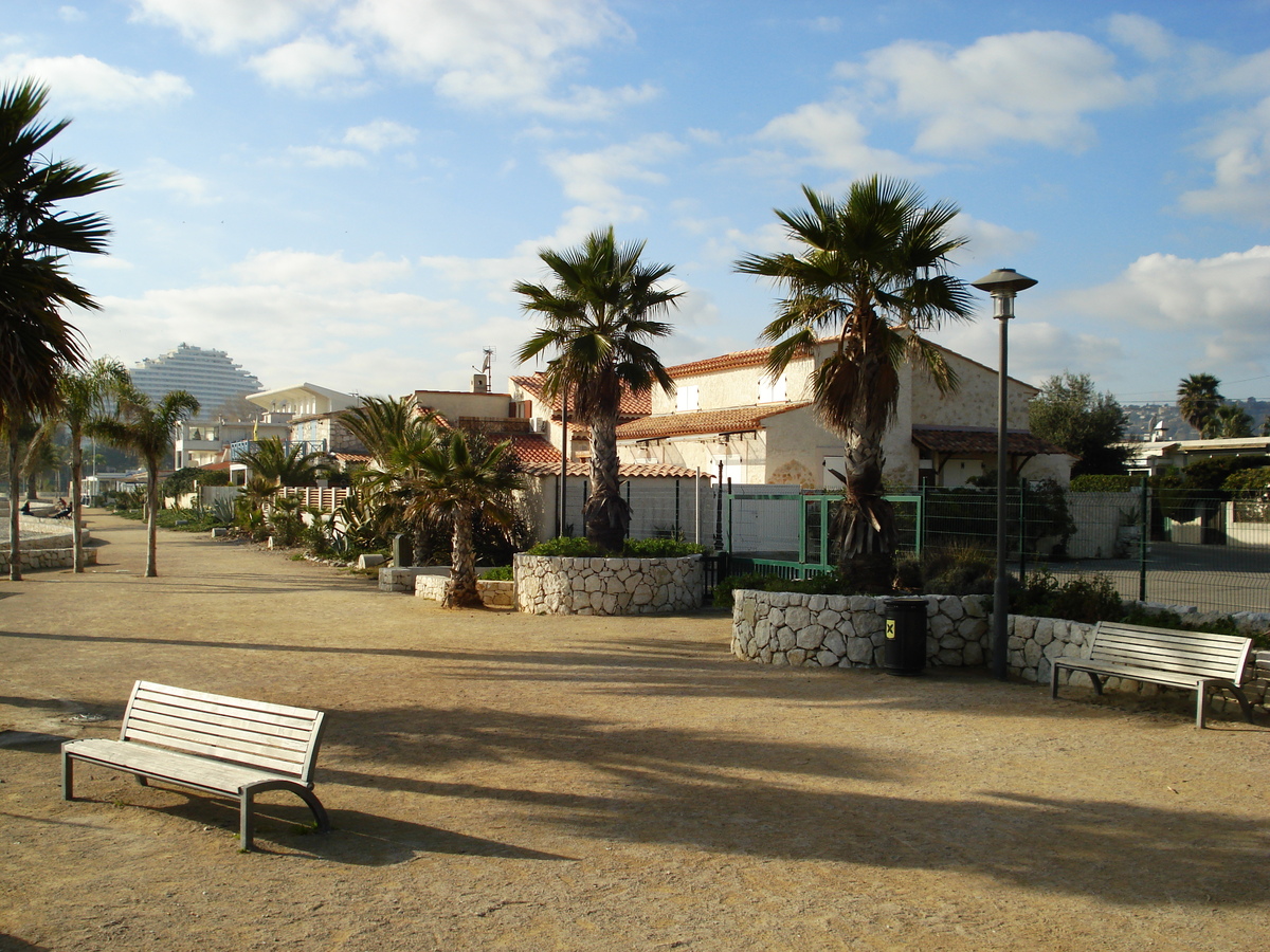 Picture France Villeneuve Loubet Villeneuve Loubet Beach 2007-01 24 - French Restaurant Villeneuve Loubet Beach