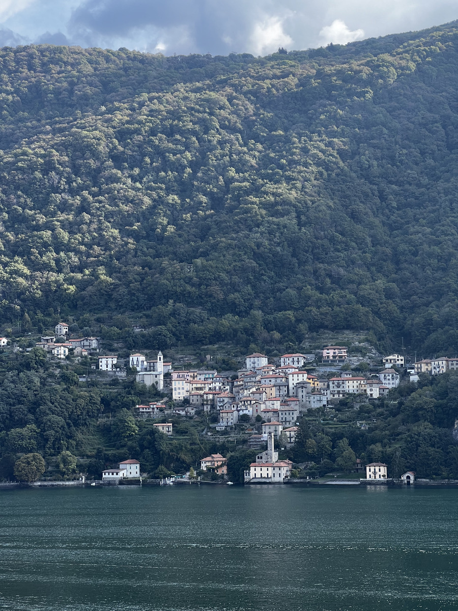 Picture Italy Lago di Como 2023-10 38 - Sunset Lago di Como