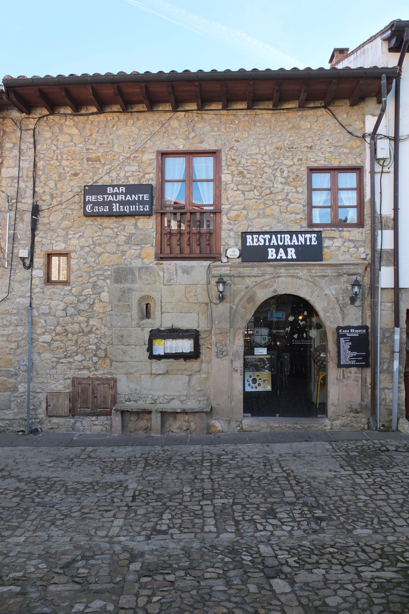 Picture Spain Santillana del Mar 2013-01 41 - Streets Santillana del Mar