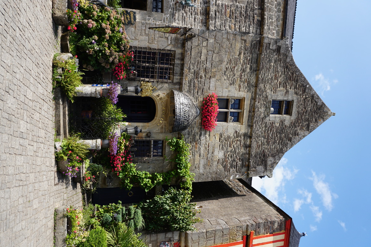 Picture France Rochefort-en-Terre 2017-08 45 - Summer Rochefort-en-Terre