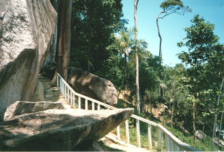 Picture Malaysia 1994-02 18 - Lakes Malaysia