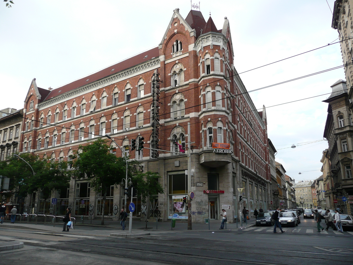 Picture Hungary Budapest Central Budapest 2007-06 27 - Accomodation Central Budapest