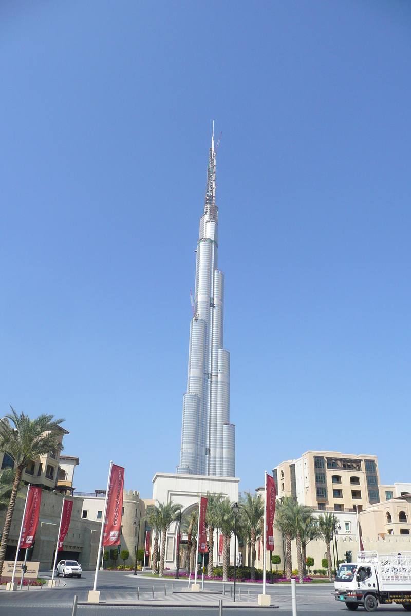 Picture United Arab Emirates Dubai Burj Dubai 2009-01 34 - Lakes Burj Dubai