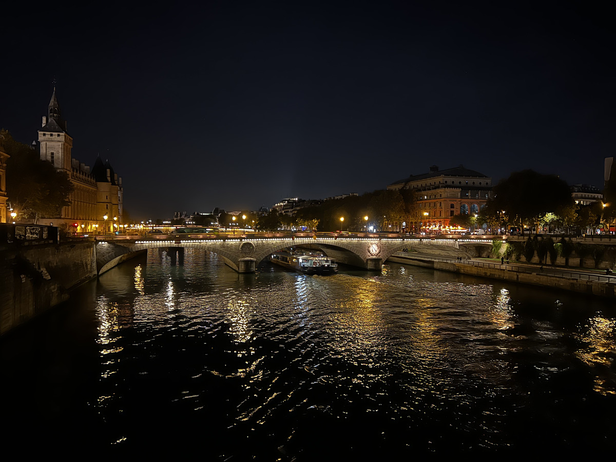 Picture France Paris 2022-10 32 - Restaurants Paris