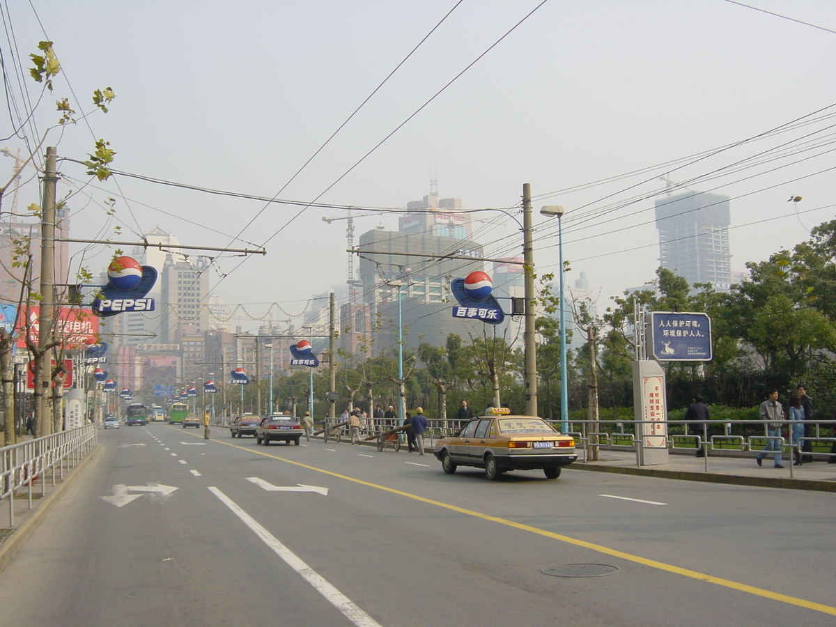 Picture China Shanghai 2002-01 262 - Shopping Shanghai